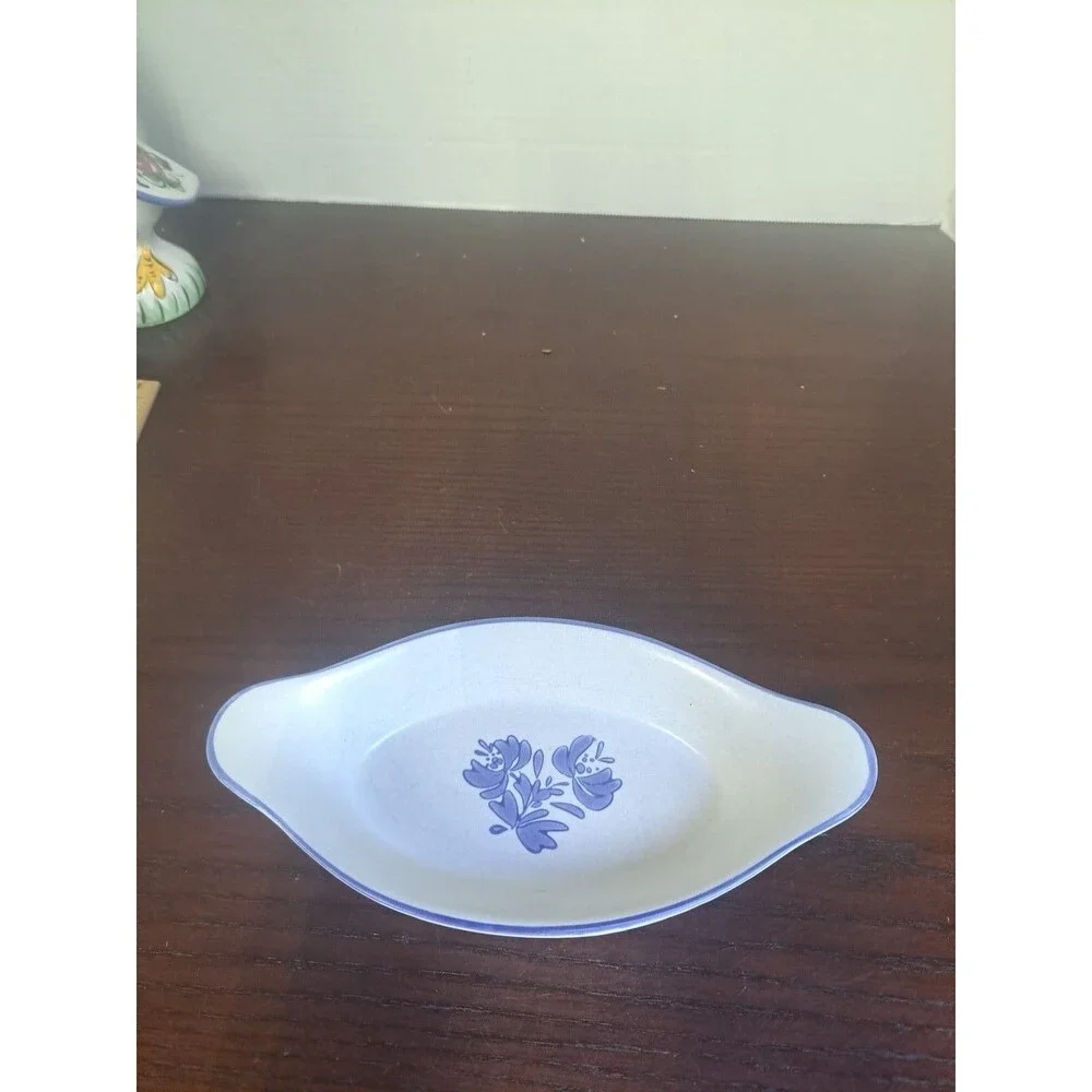 Vintage Pfalzgraff Yorktowne Stoneware Augratin Dish 8oz Capacity 8inch